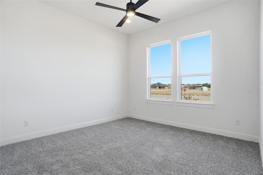 6961 Eagle Creek Drive. Godley, TX 76044