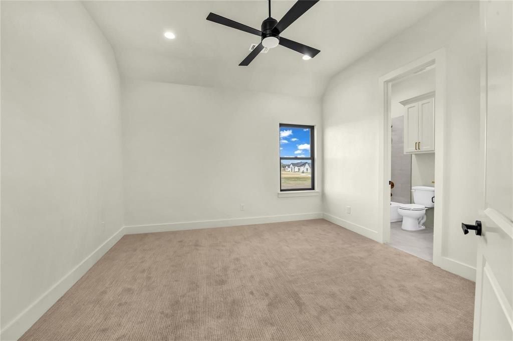 5017 Frost Creek. Aledo, TX 76008