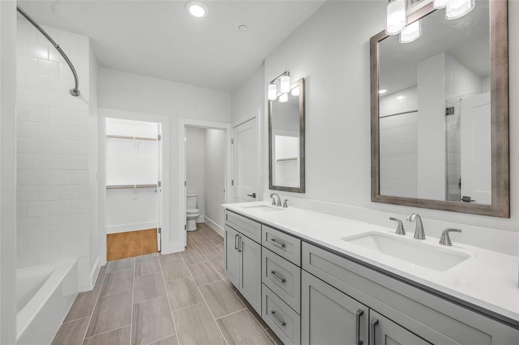 53135317 Reiger Avenue. Dallas, TX 75214