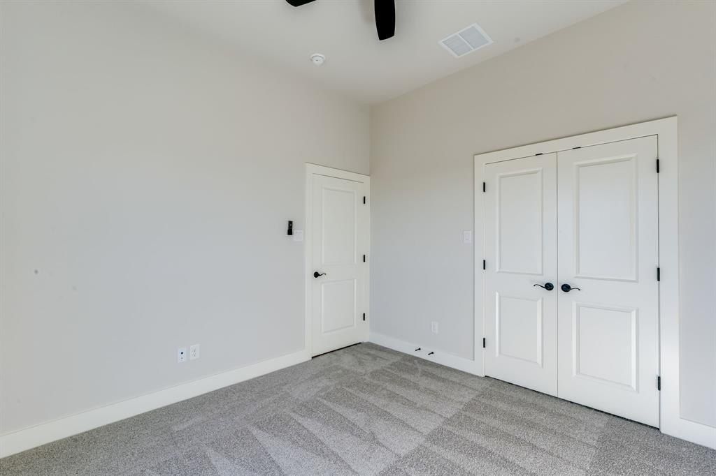 7017 Ranch View Place. Springtown, TX 76082