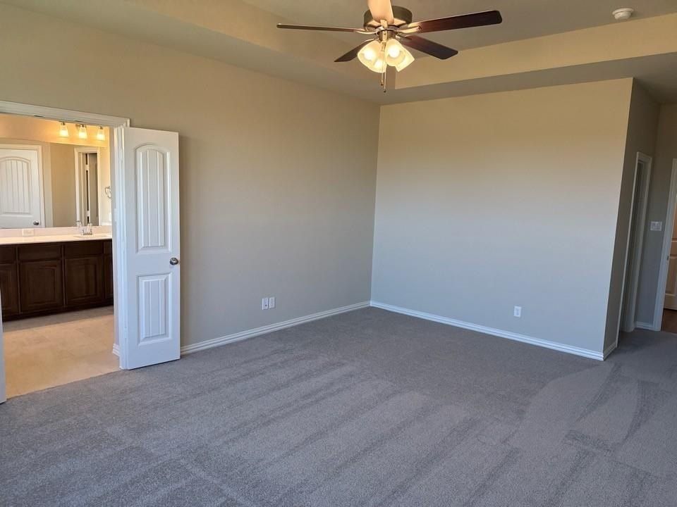 1229 Sabine River Lane. Springtown, TX 76082