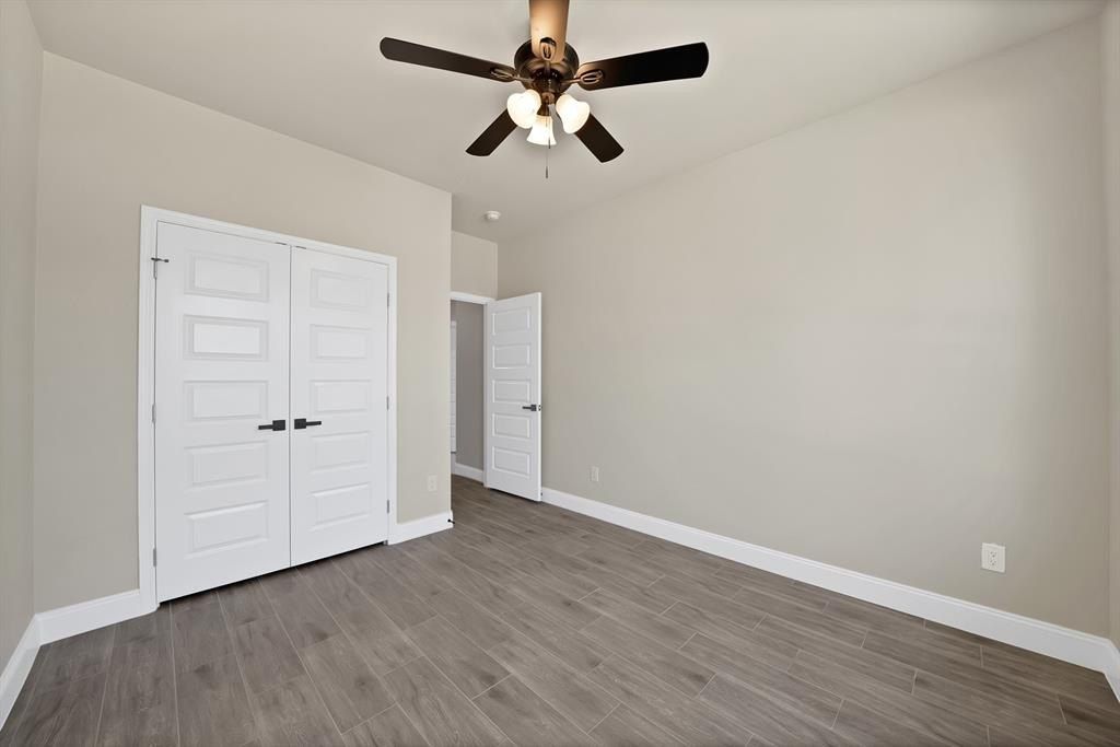 2513 Austin Court. Granbury, TX 76048