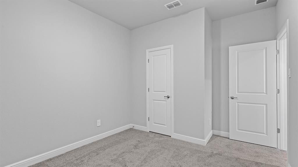 15633 Leinster Pass. Fort Worth, TX 76247