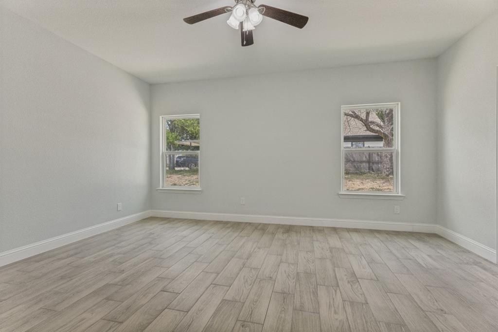 2114 22Nd. Fort Worth, TX 76164