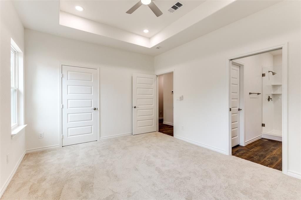 4004 Tahoe Court. Granbury, TX 76048
