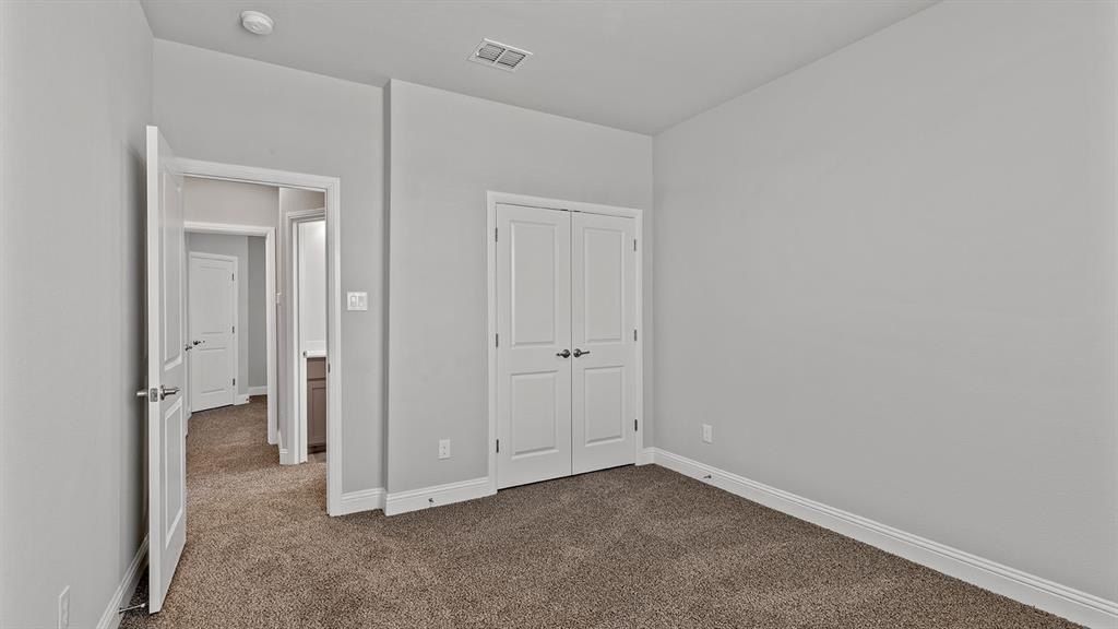 729 Soaring Hawk Drive. Fort Worth, TX 76008