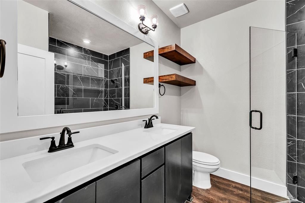 391 Slate Rock Road. Ennis, TX 75119