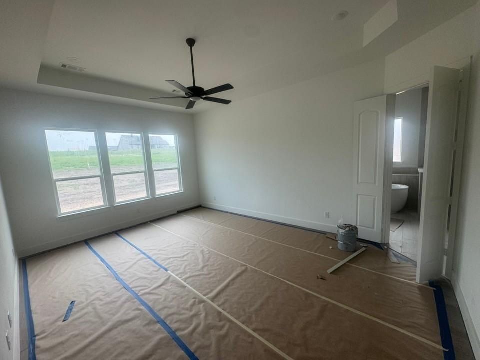 707 Water Side Drive. Van Alstyne, TX 75495