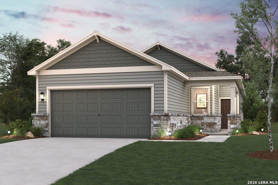 2326 Crisp Gln. San Antonio, TX 78224