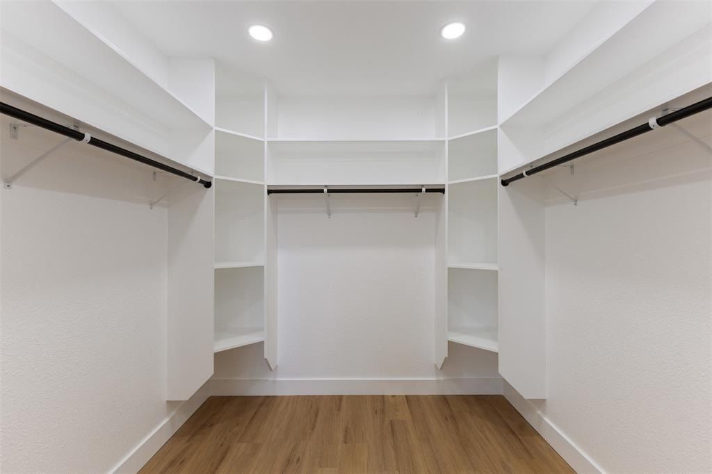 3526 Spring Avenue. Dallas, TX 75210