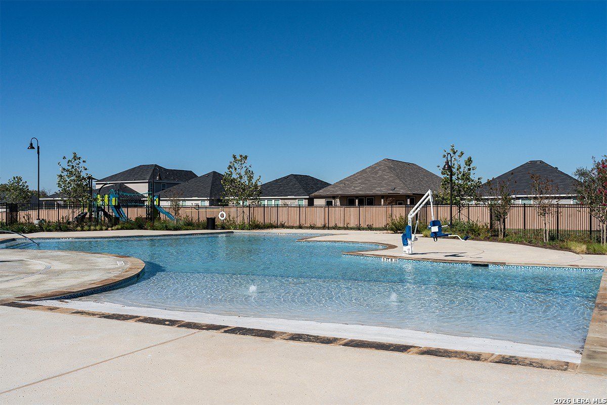 950 Bull Boat Ln. San Antonio, TX 78221