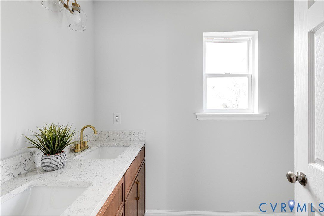 608 Cheatwood Avenue. Richmond, VA 23222