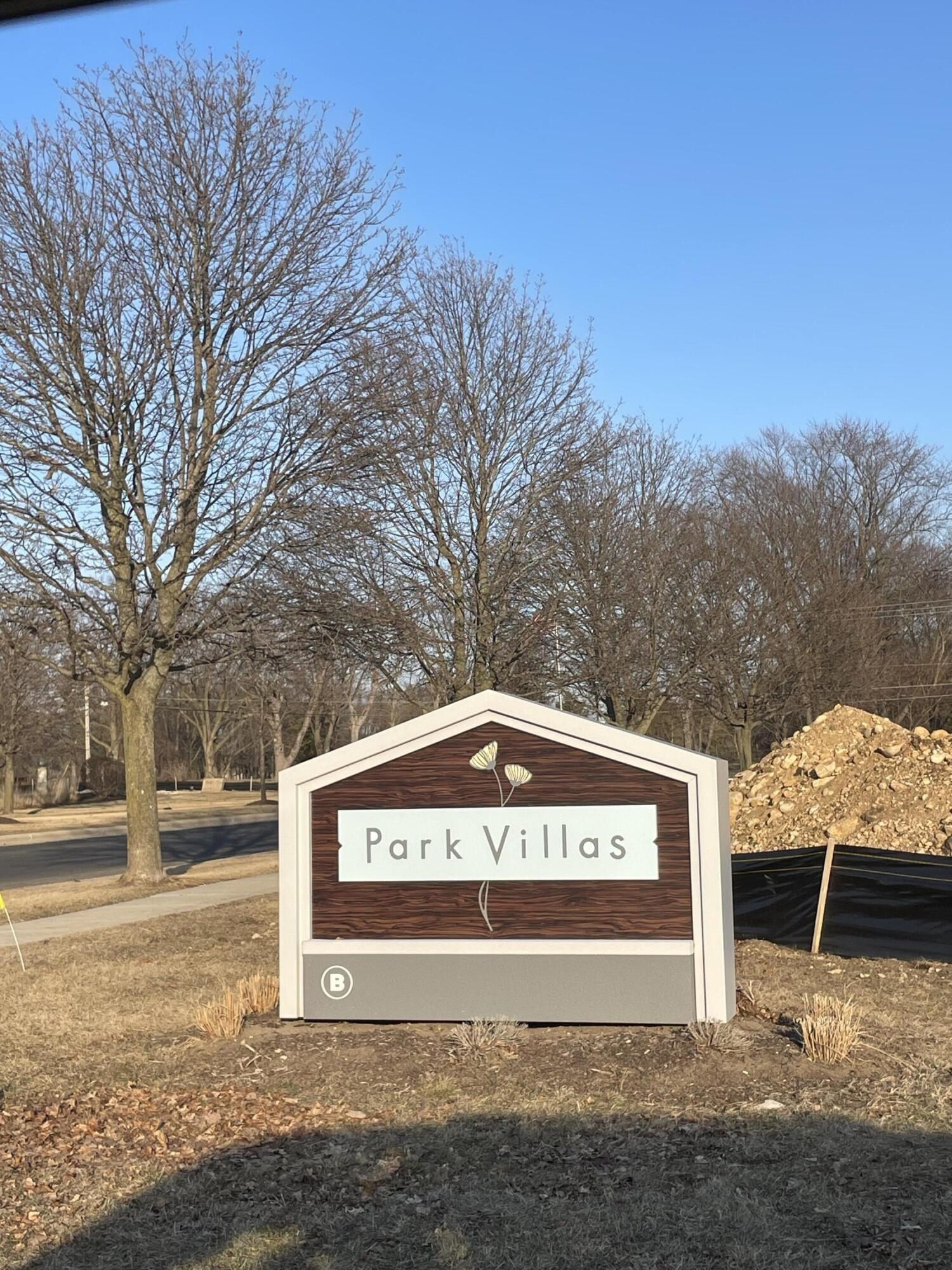 405 Park Villas Cir. Waterford, WI 53185