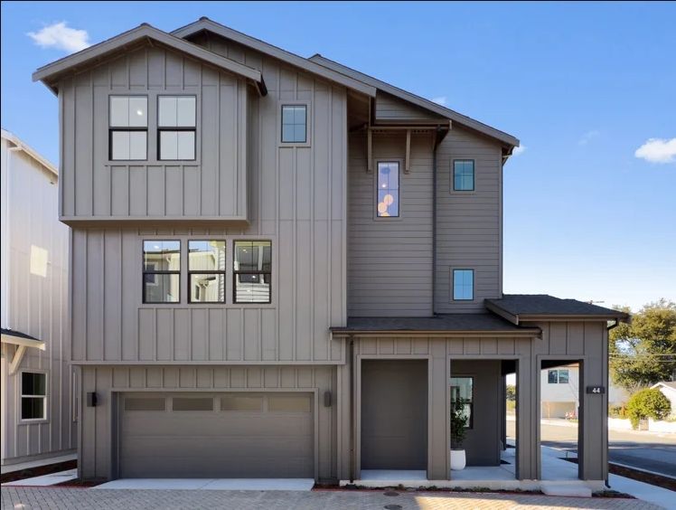 Sunnyside Heights por 44 Sunnyside LLC en San Jose California