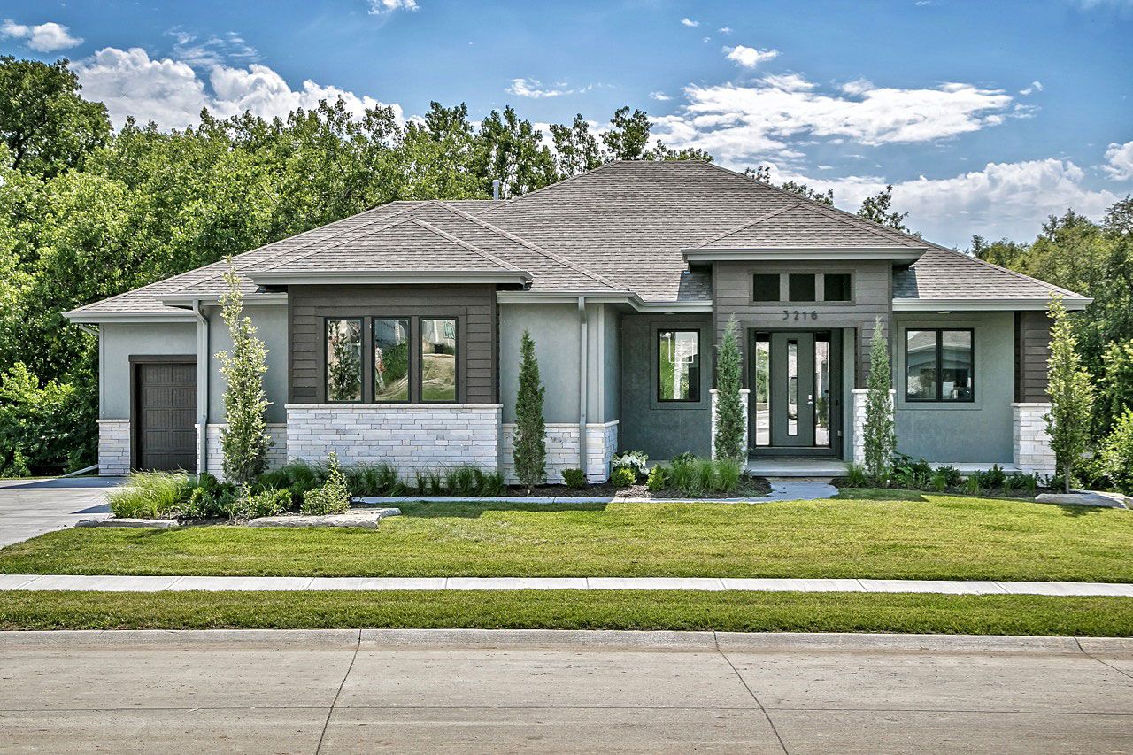 casa en Advantage Development Inc. por Advantage Development Inc.