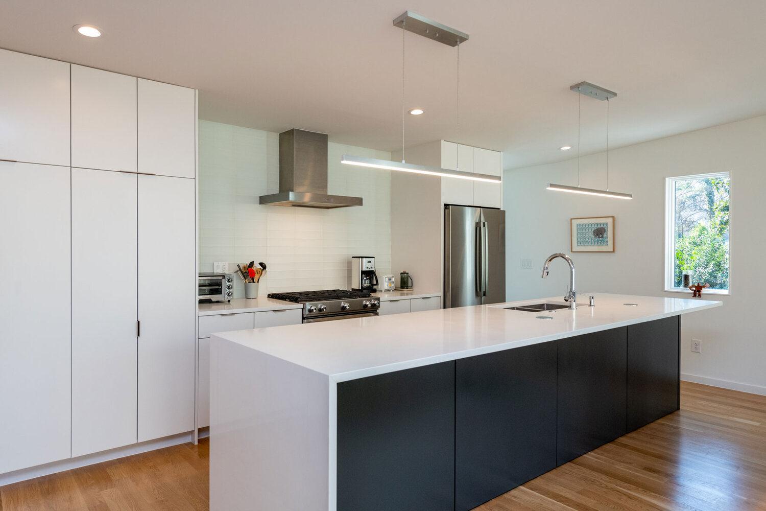 casa en Aiello Builders por Aiello Builders