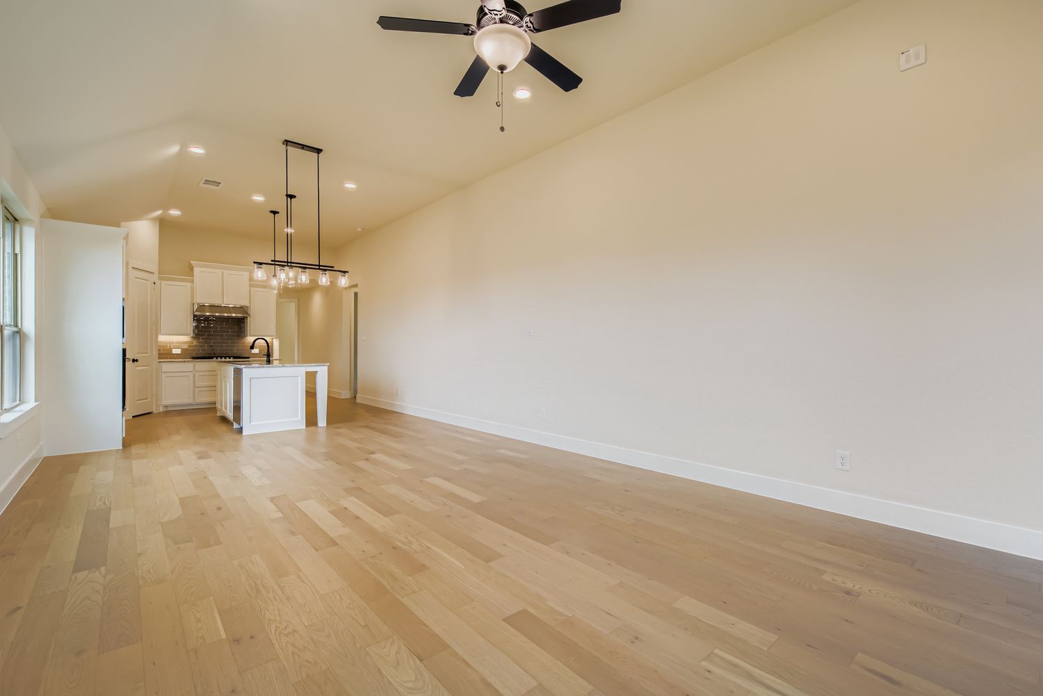 Plan 1471 Representative Photo - Living Room/Kitchen