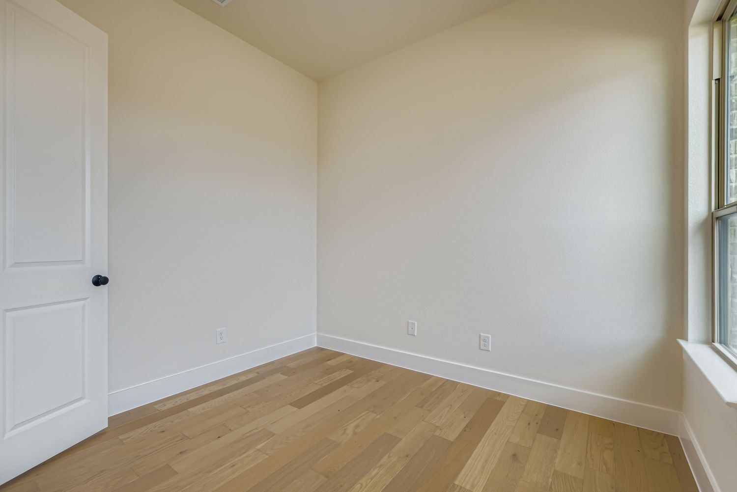 Plan 1471 Representative Photo - Home Office
