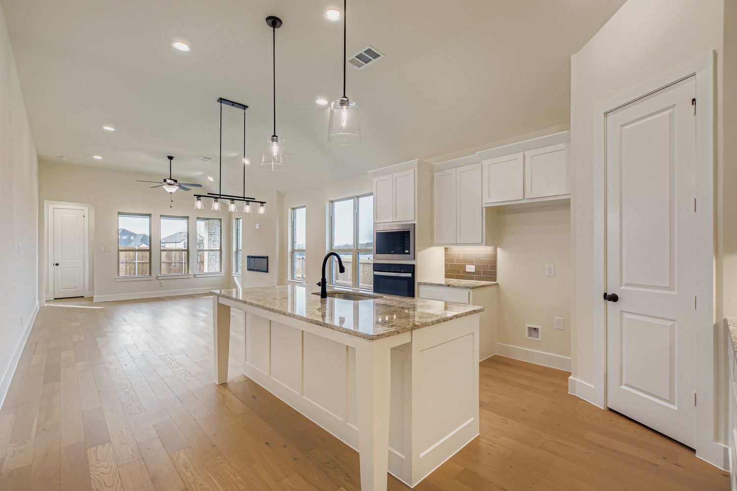 Plan 1471 Representative Photo - Kitchen/Living Room