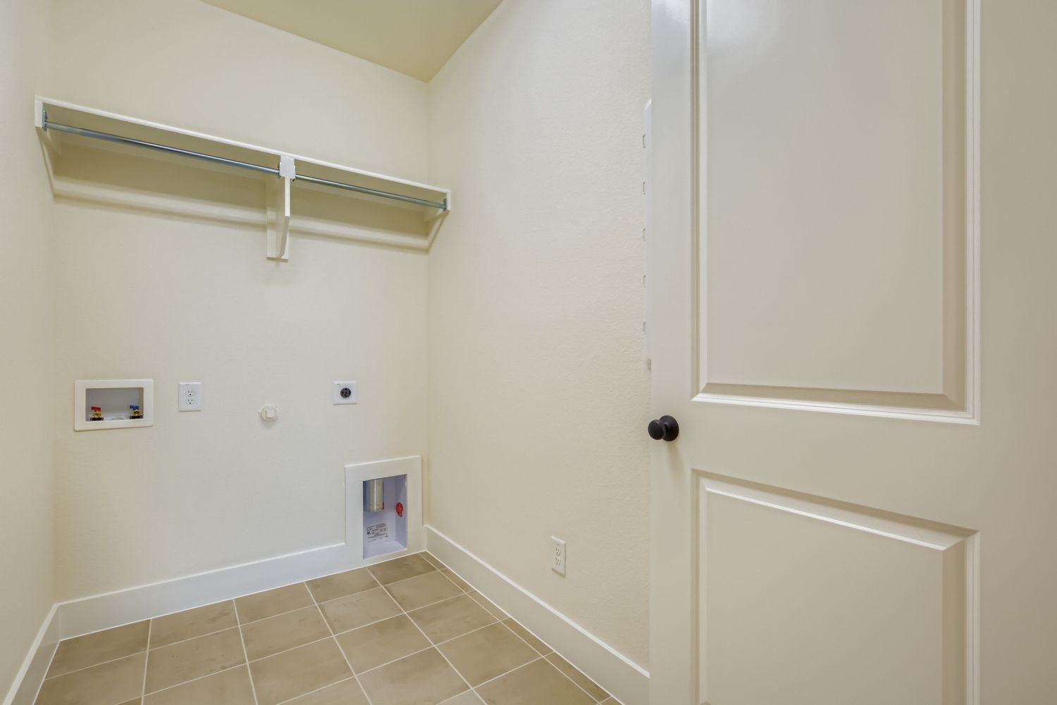 Plan 1471 Representative Photo - Laundry Room