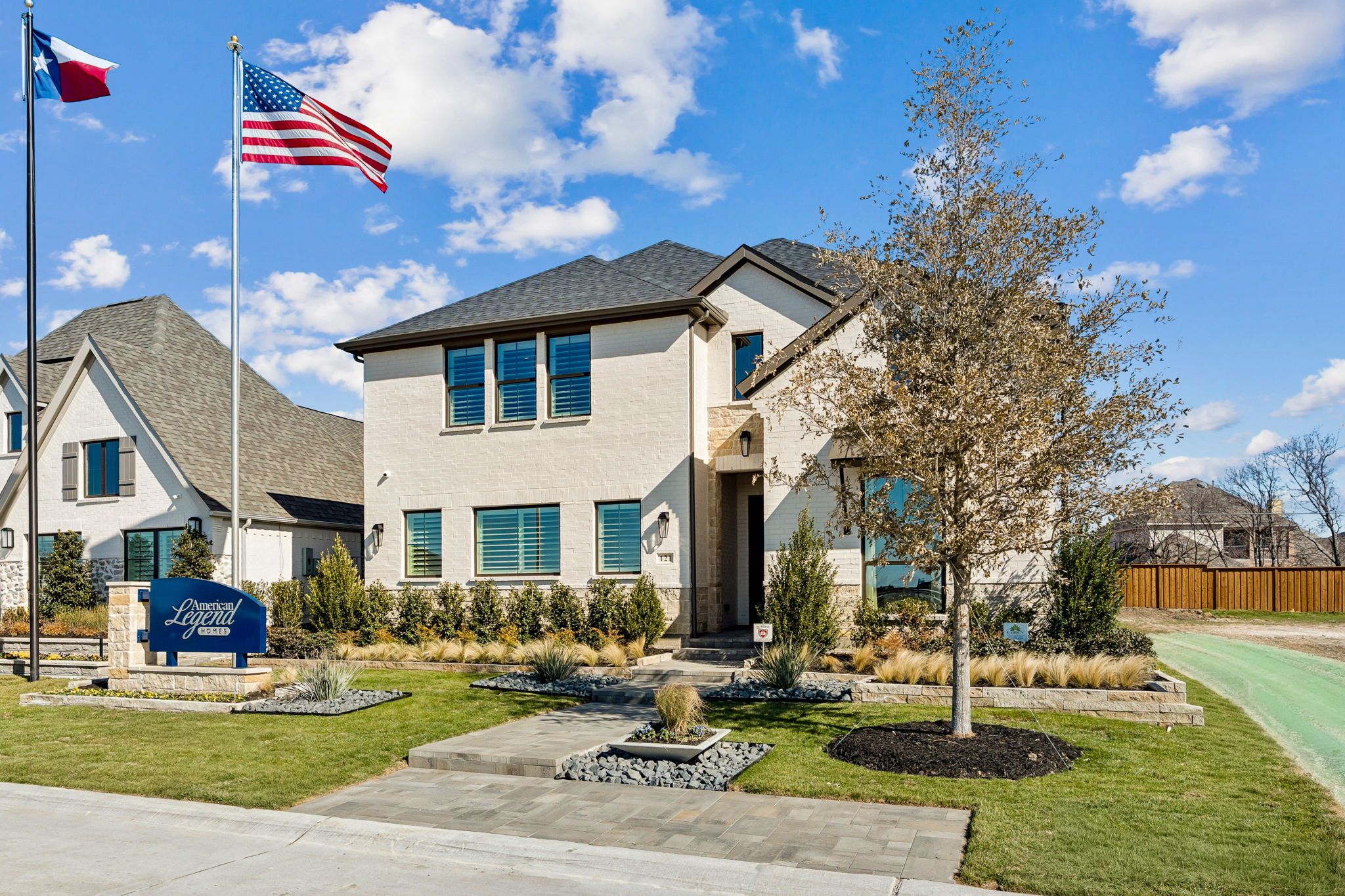 casa en Lakewood Village 50s por American Legend Homes