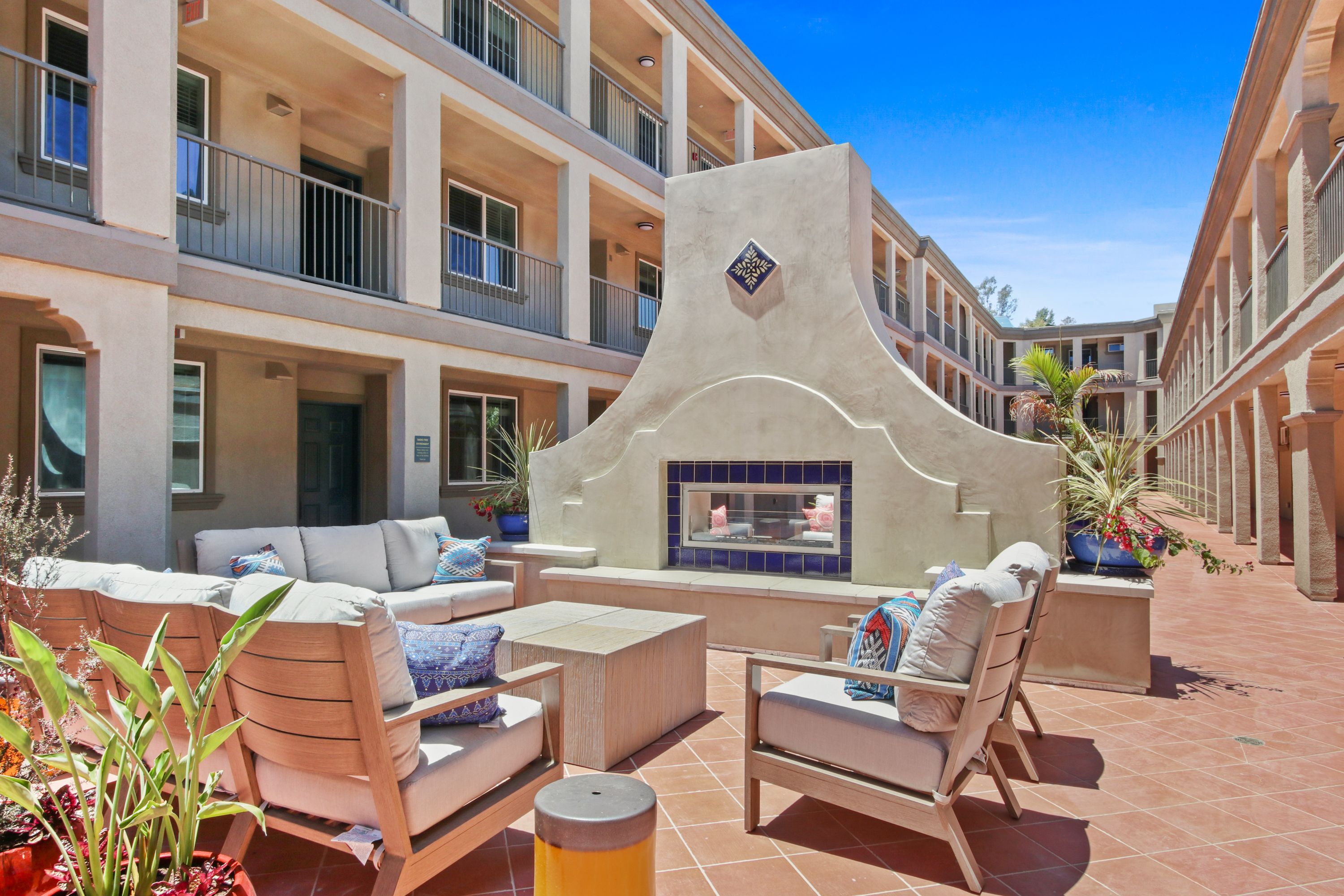 La Sevilla - Rolling Hills Estates, CA