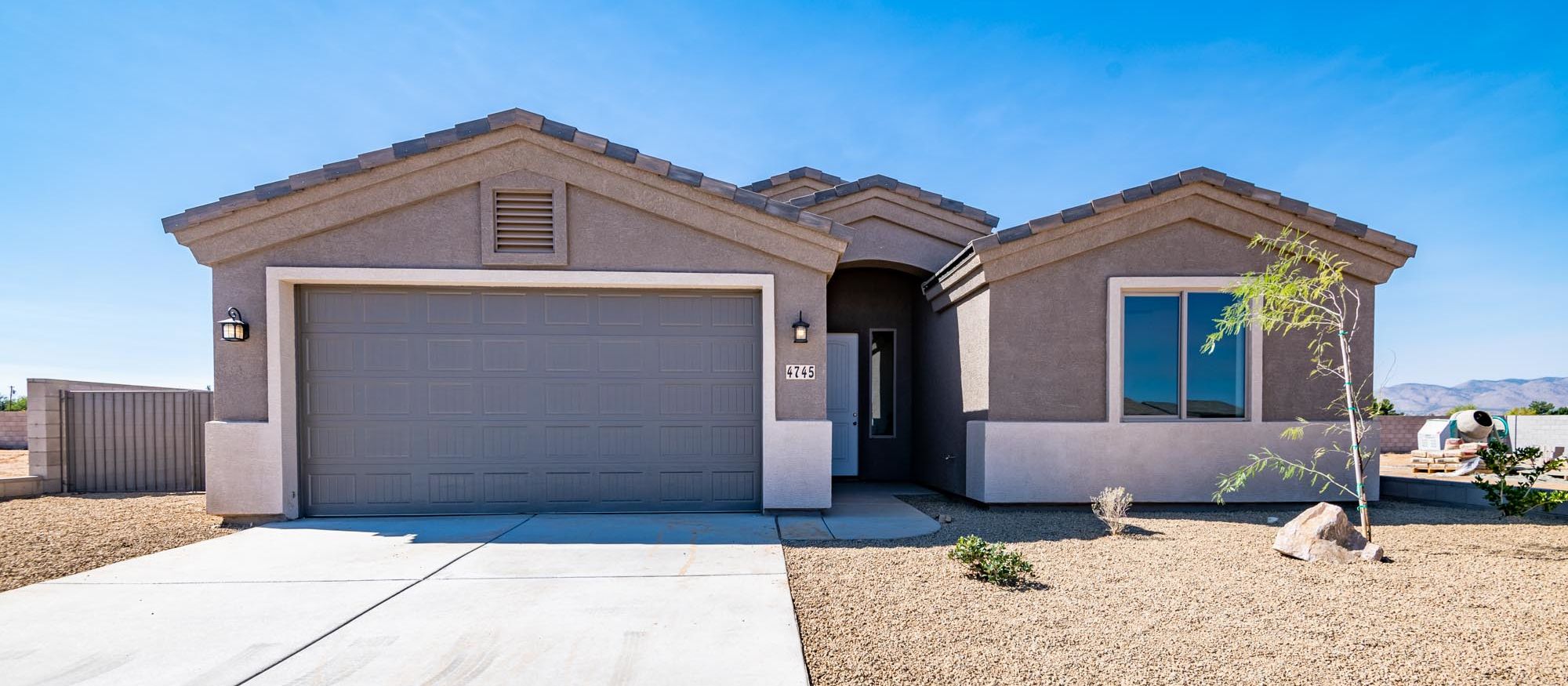 Pueblo Pequeno  Estrella Vista. Kingman, AZ 86409