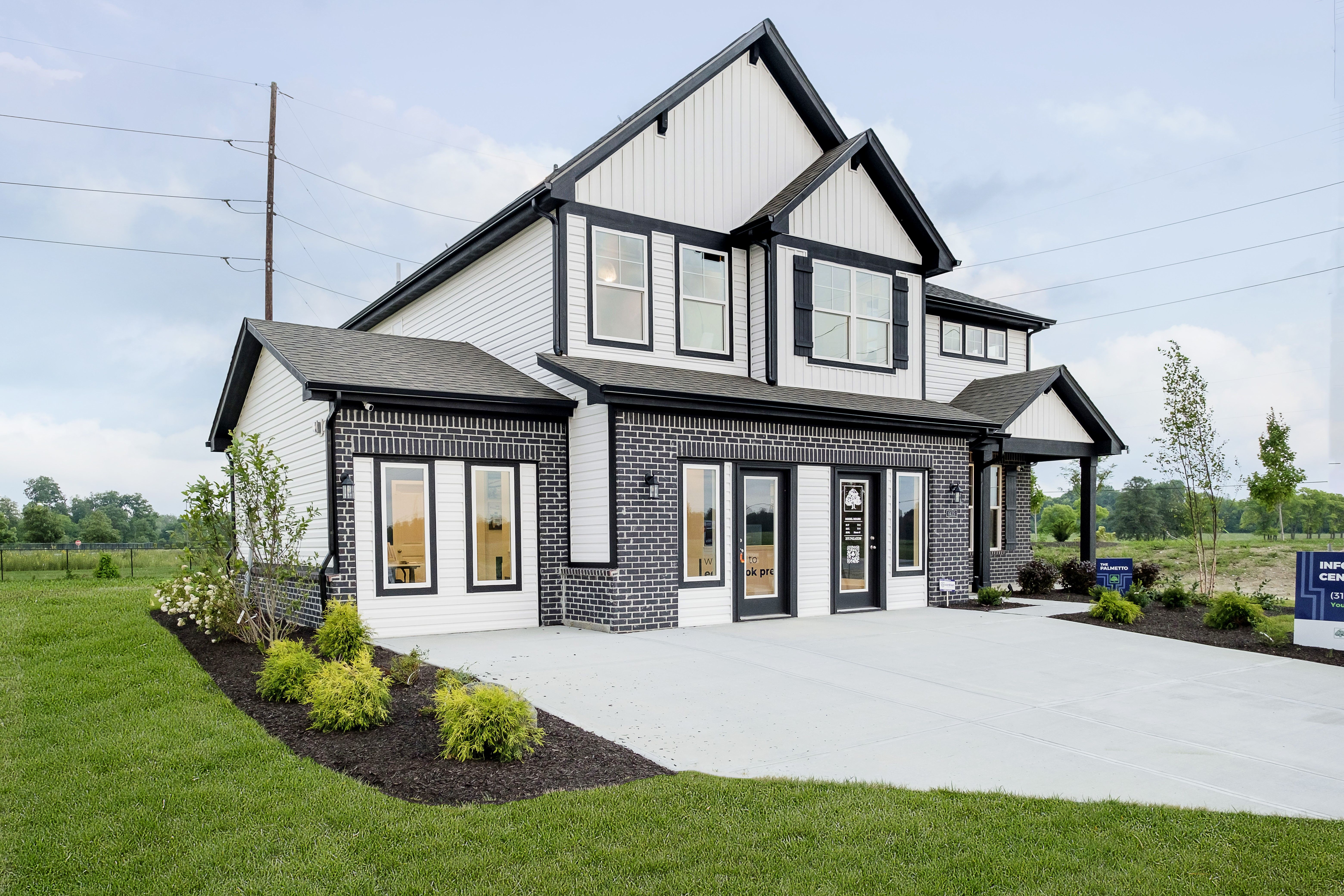 Abbey Commons - Columbus, IN