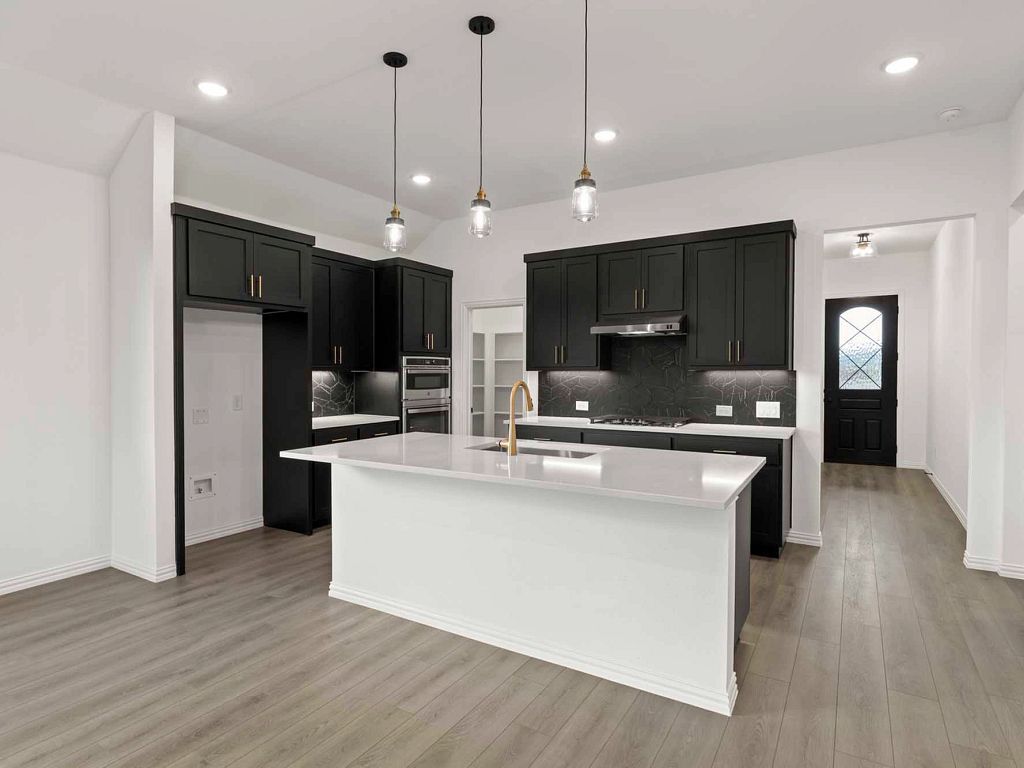 Brookshire at Legacy Hills - Meridian Interior Image 8