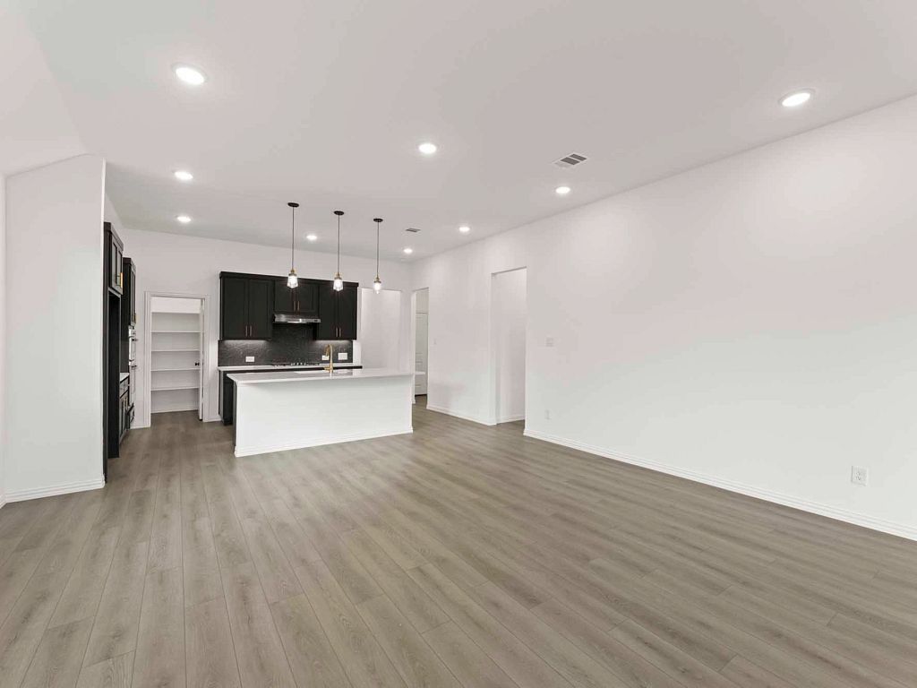 Brookshire at Legacy Hills - Meridian Interior Image 16