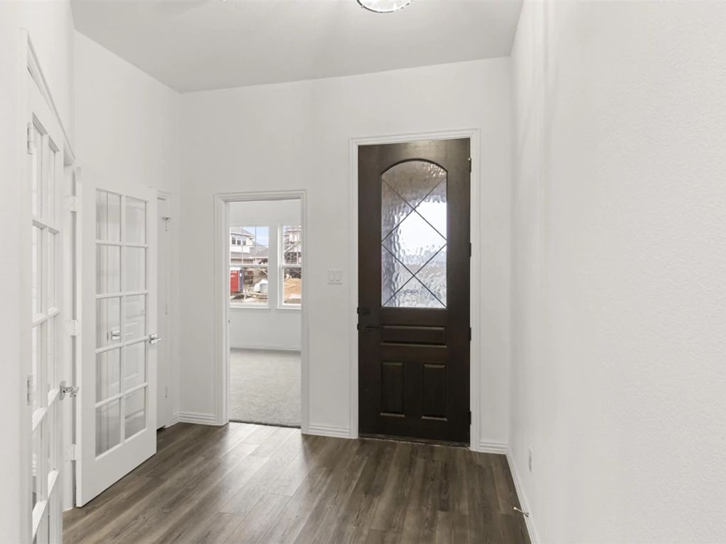 Coyote Meadows - Crockett Interior Image 3