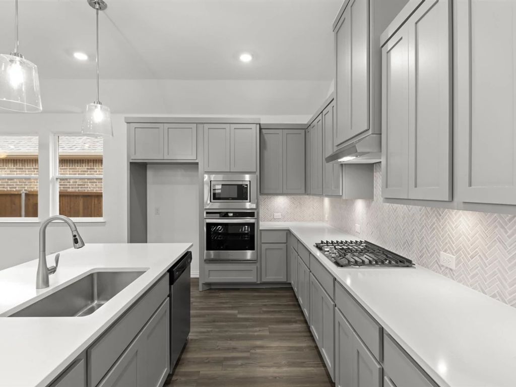Coyote Meadows - Crockett Interior Image 8