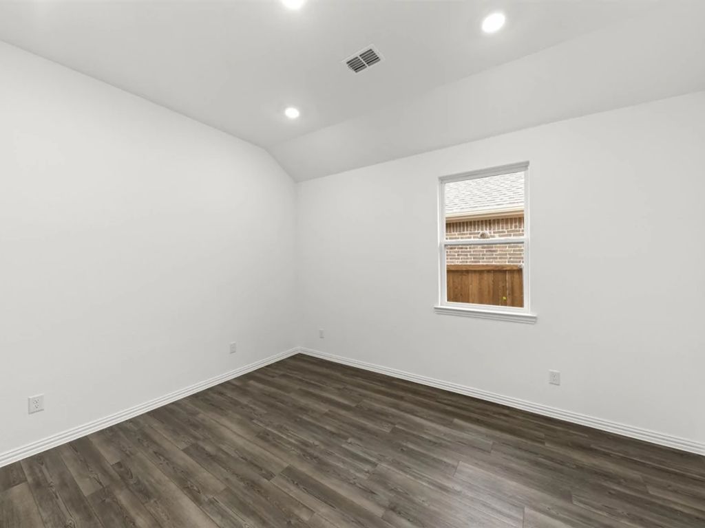 Coyote Meadows - Crockett Interior Image 13