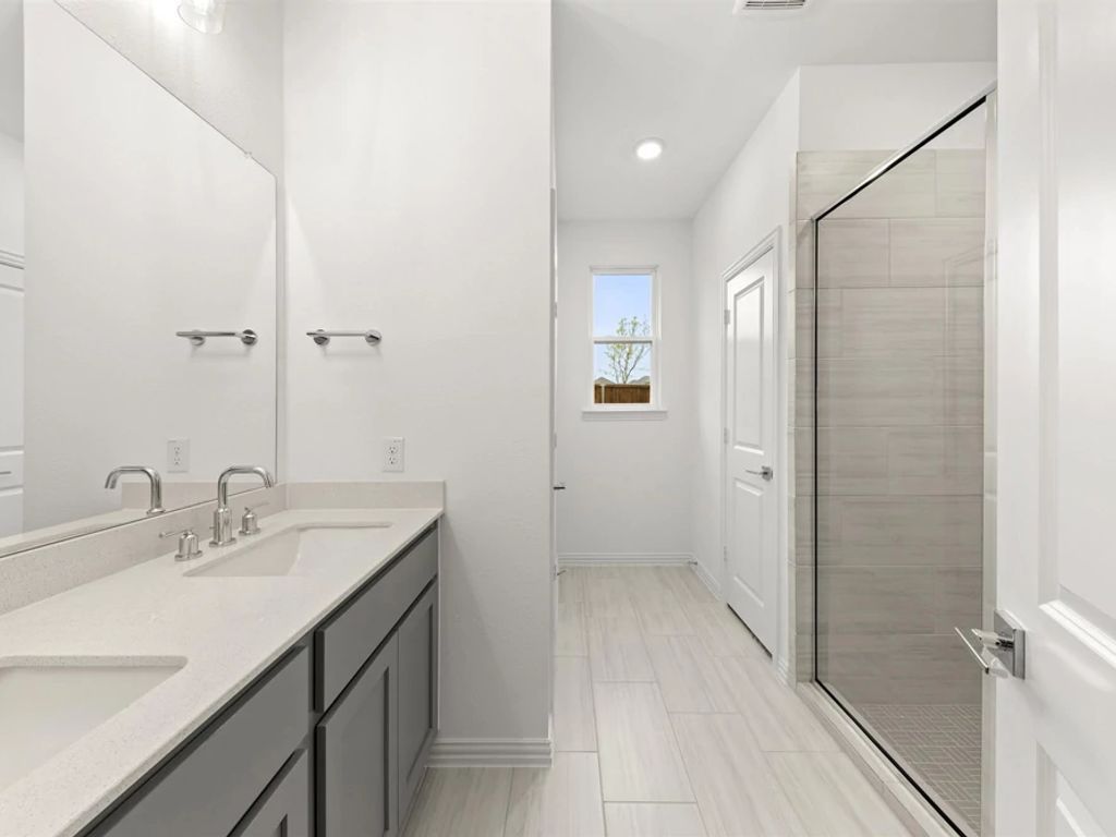 Coyote Meadows - Crockett Interior Image 18