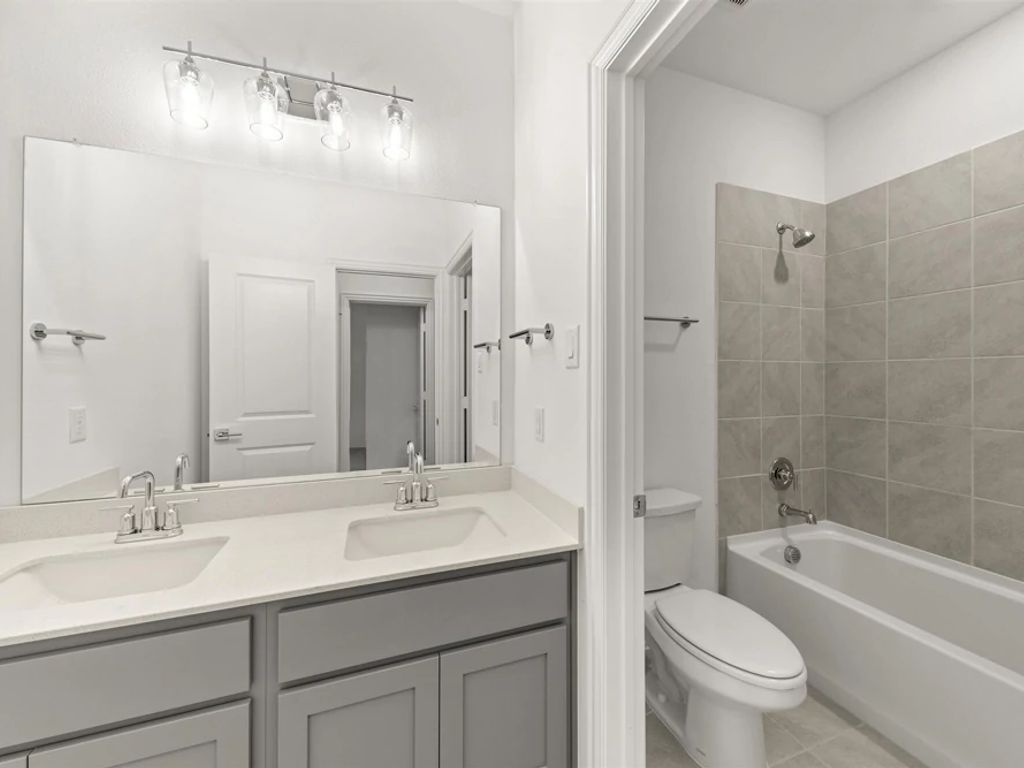 Coyote Meadows - Crockett Interior Image 23