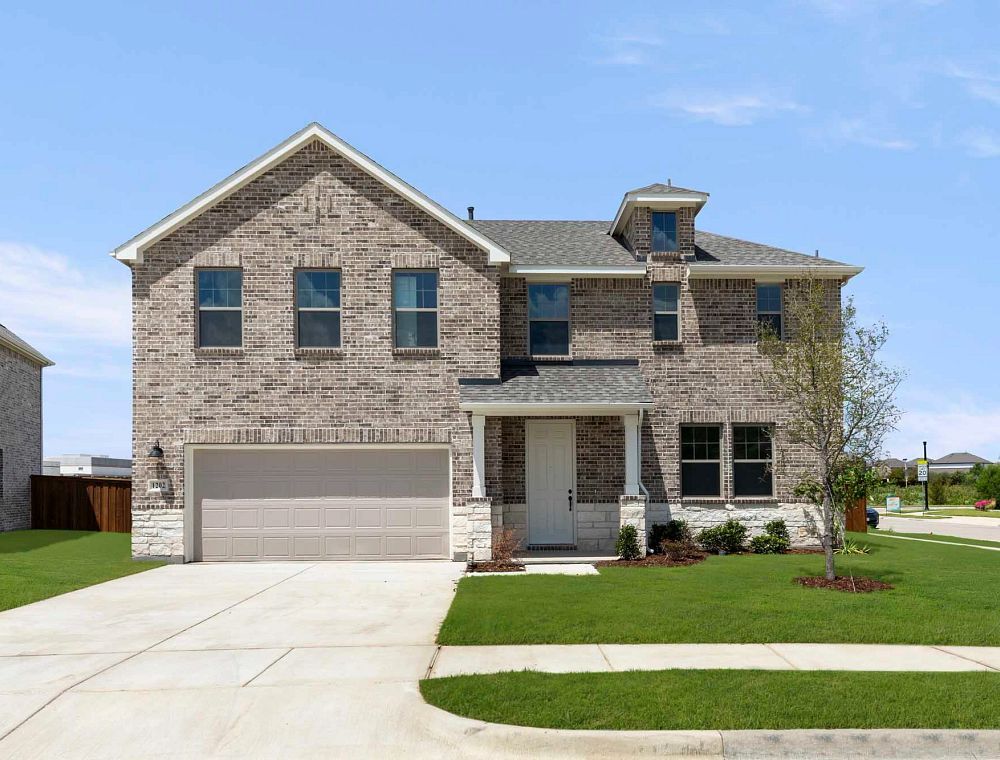 1602 Glacier Drive. Forney, TX 75126