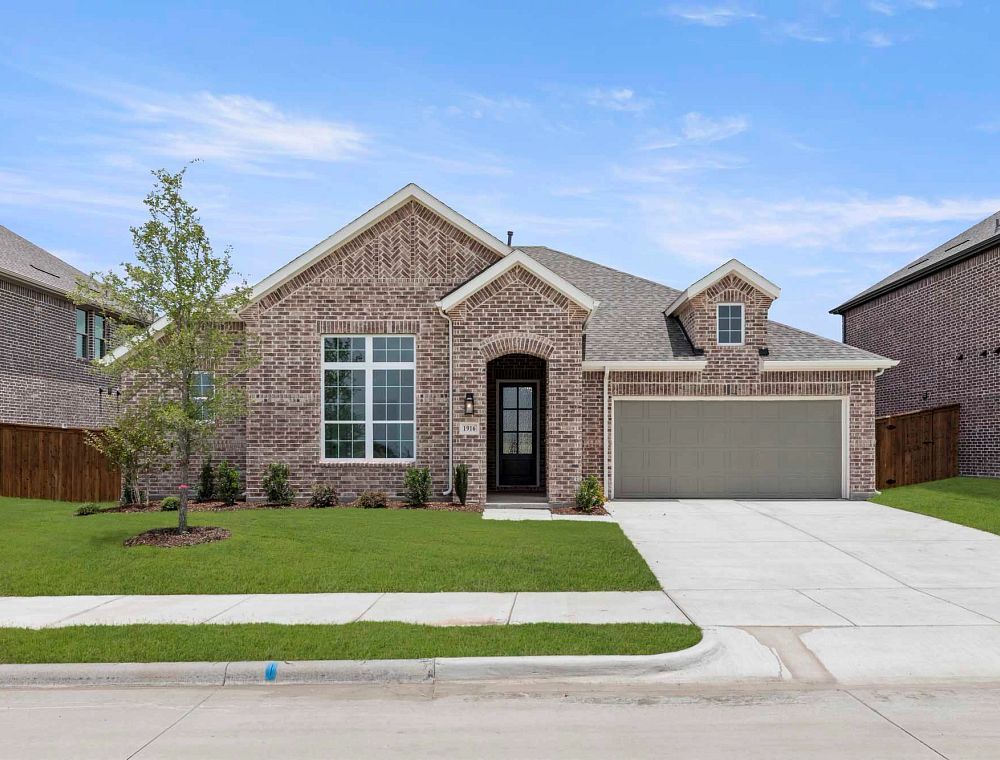 1602 Glacier Drive. Forney, TX 75126