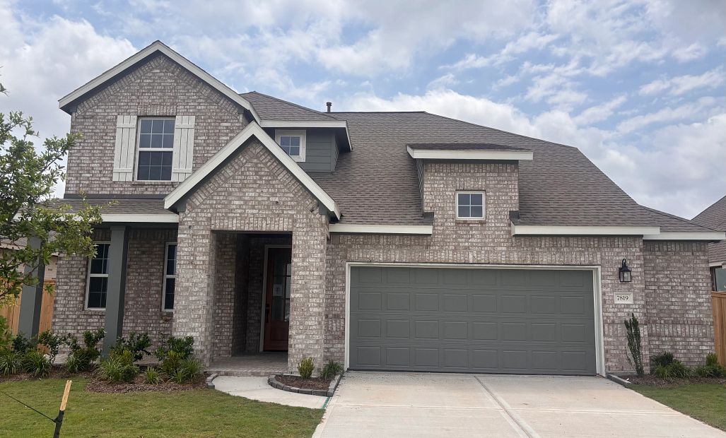 Thames - Ashland: Angleton, Texas - Ashton Woods