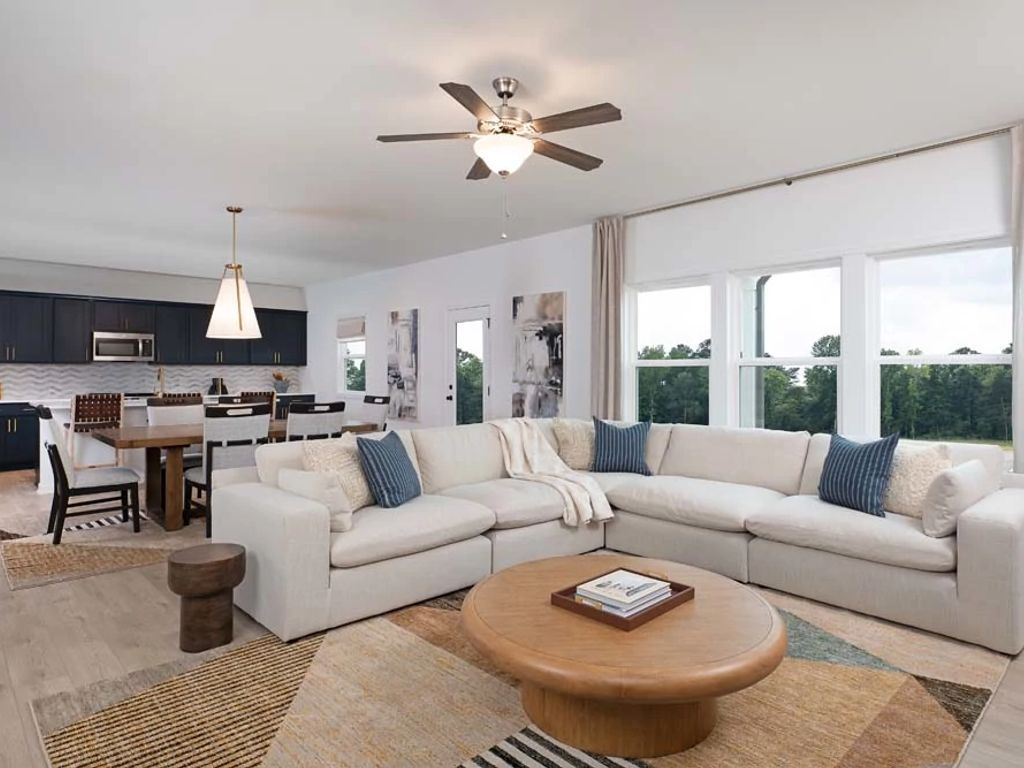 The Estates at Casteel - Lancaster Interior Image 2