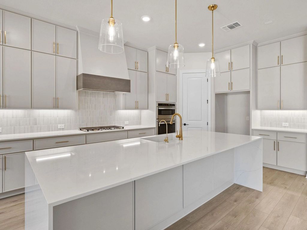 Provence - Ashlyn Interior Image 20