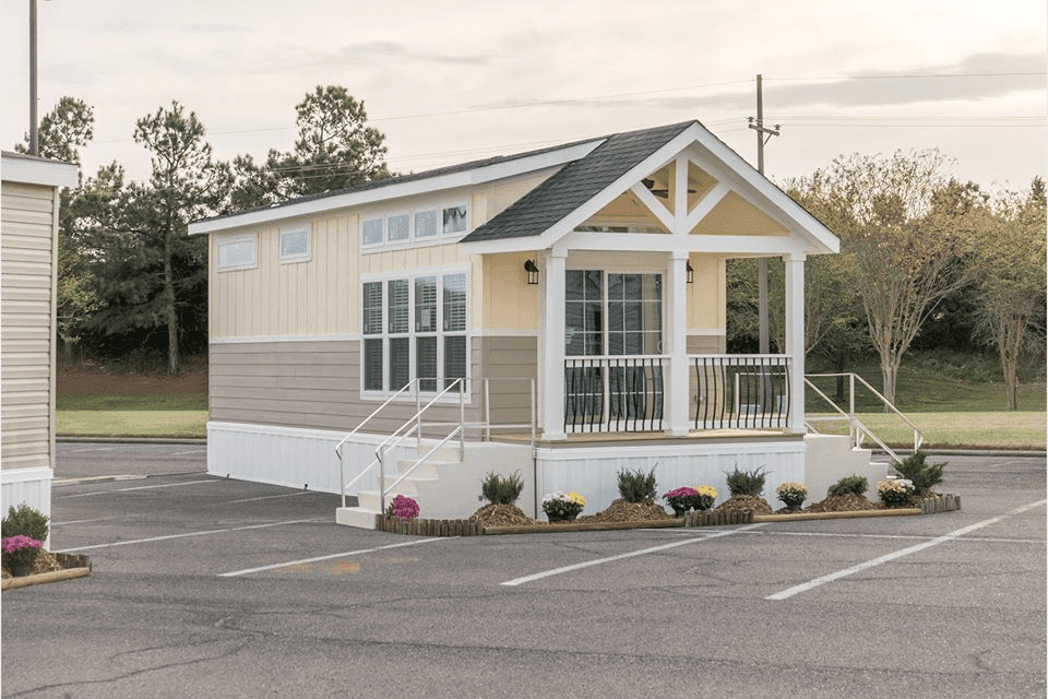 Atkinson Cottages por Atkinson Cottages en Anniston Alabama