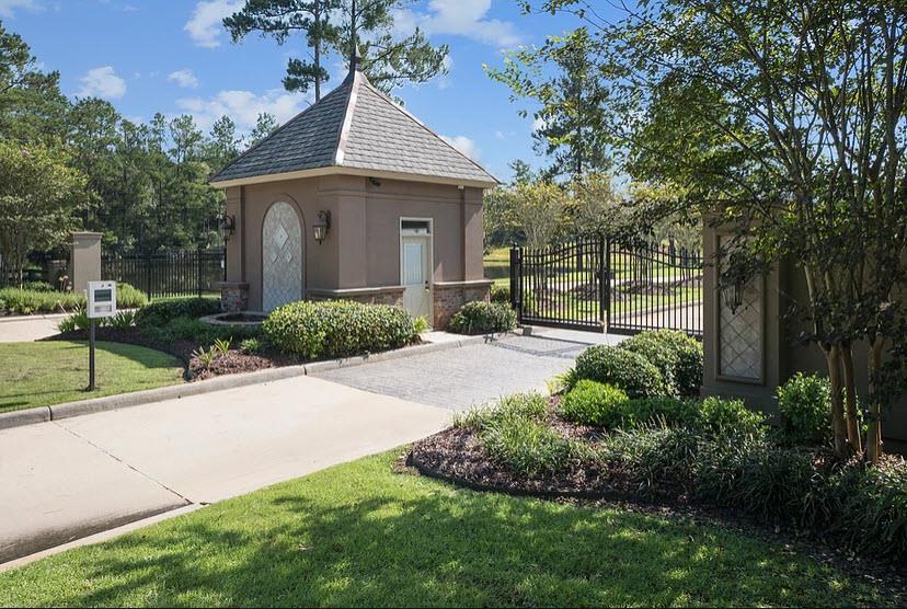 casa en Audubon Trace of Robert por Audubon Homes of LA
