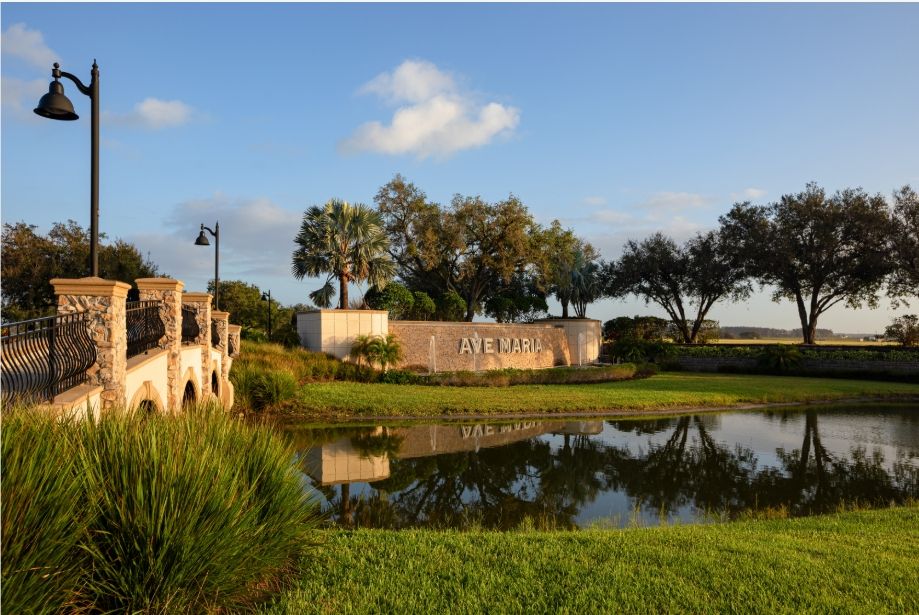 Ave Maria por Ave Maria Development en Naples Florida