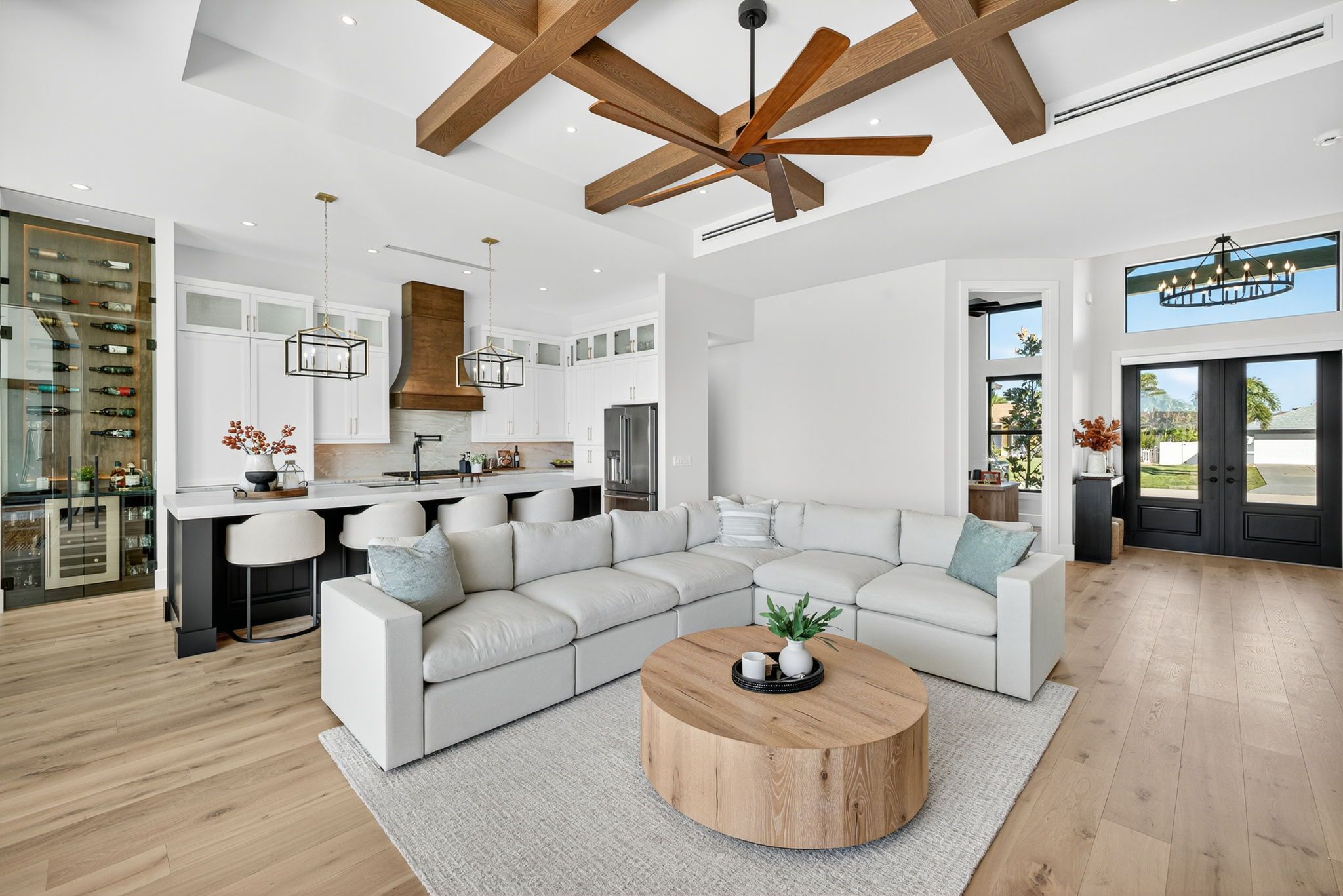 casa en Ramos Builders, Inc. por Ramos Builders, Inc.
