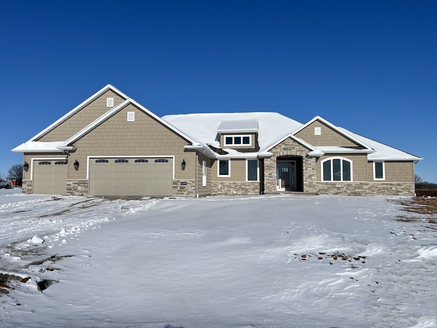Finale Condos: Greenville, Wisconsin - Cypress Homes