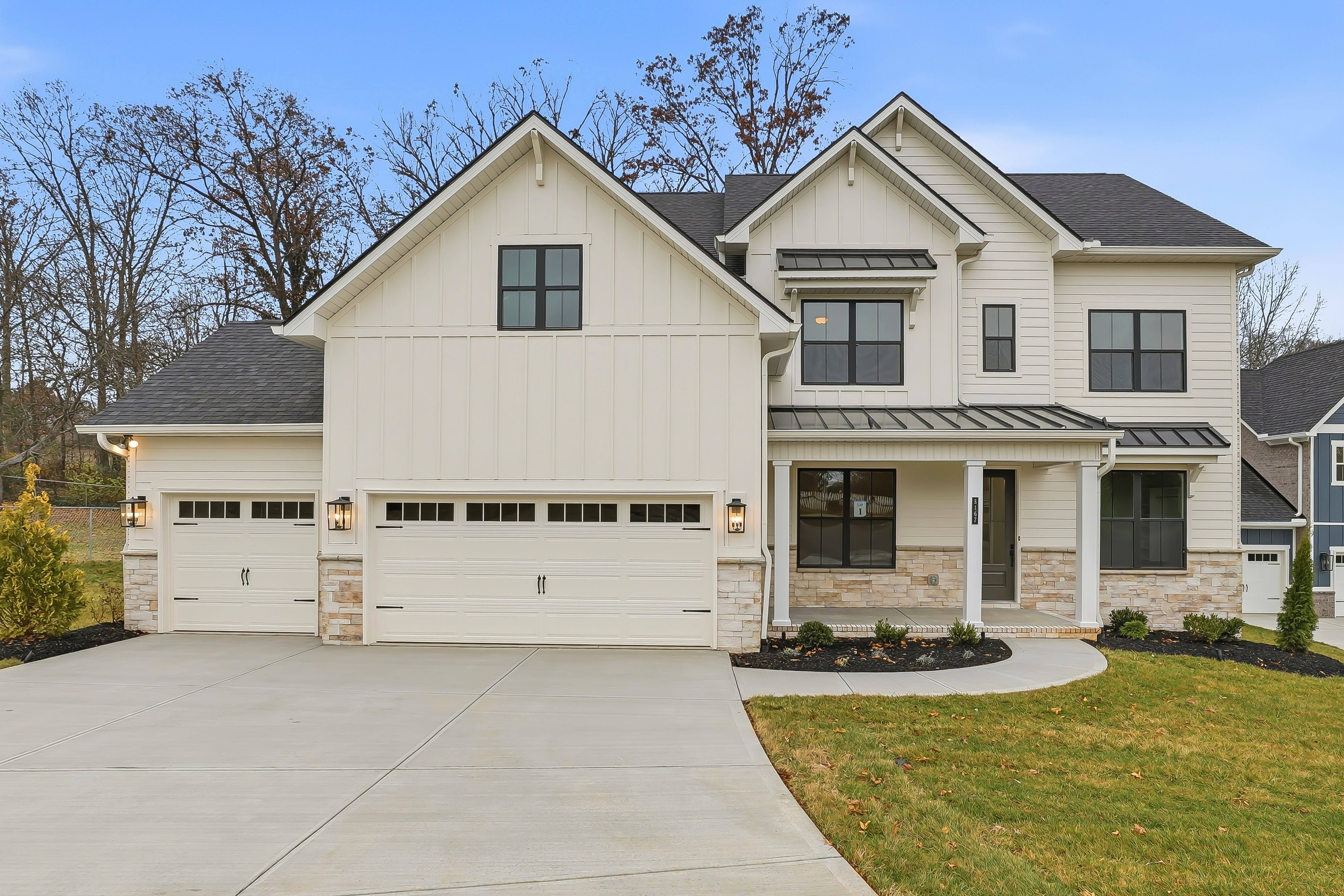 casa en Meadows ON Mcfee por Saddlebrook Properties