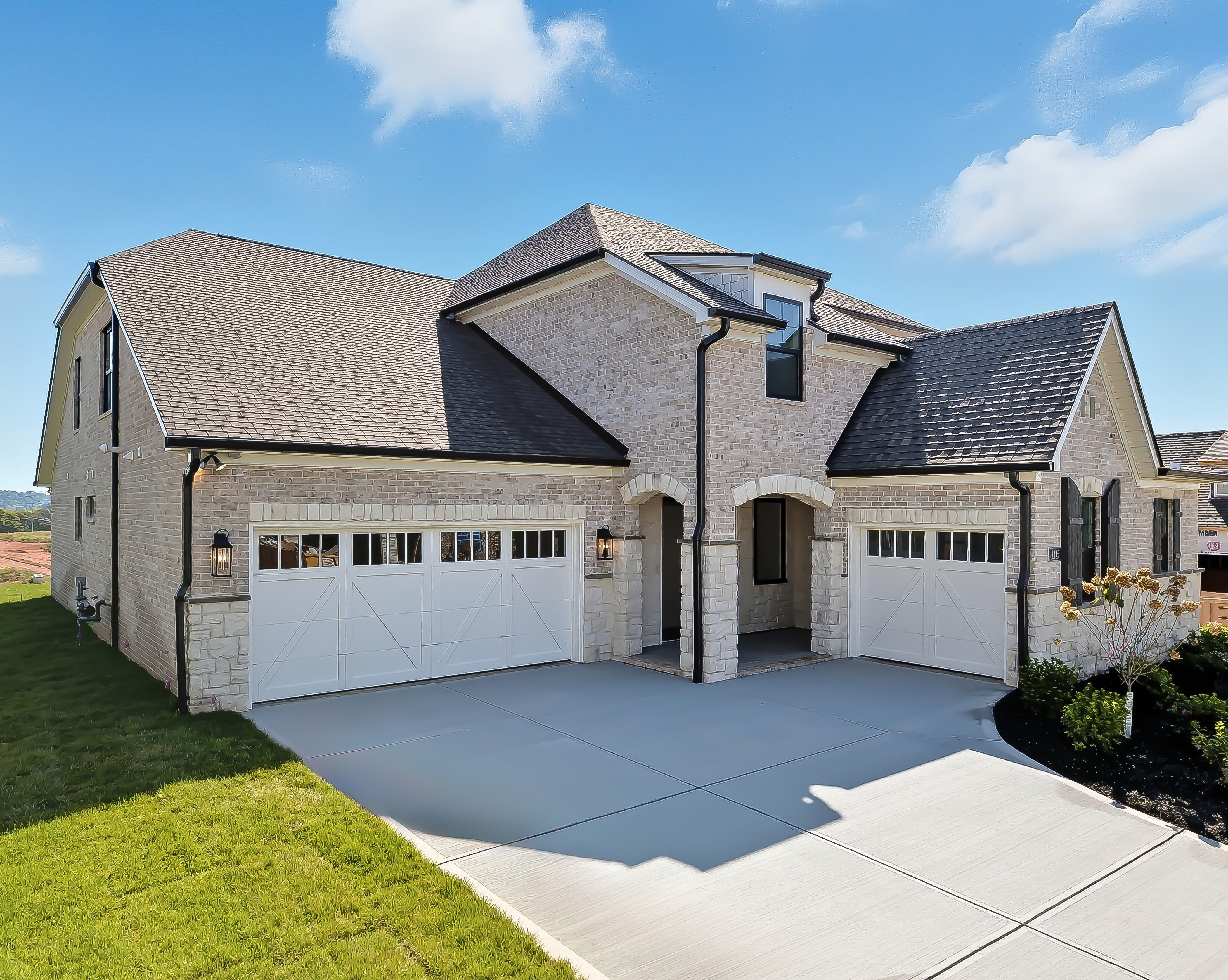 casa en Holder Branch por Saddlebrook Properties