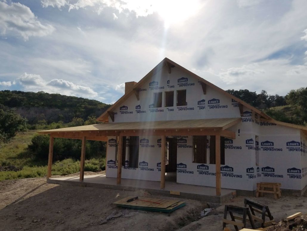 casa en Benchmark Construction Co. LLC por Benchmark Construction Co. LLC