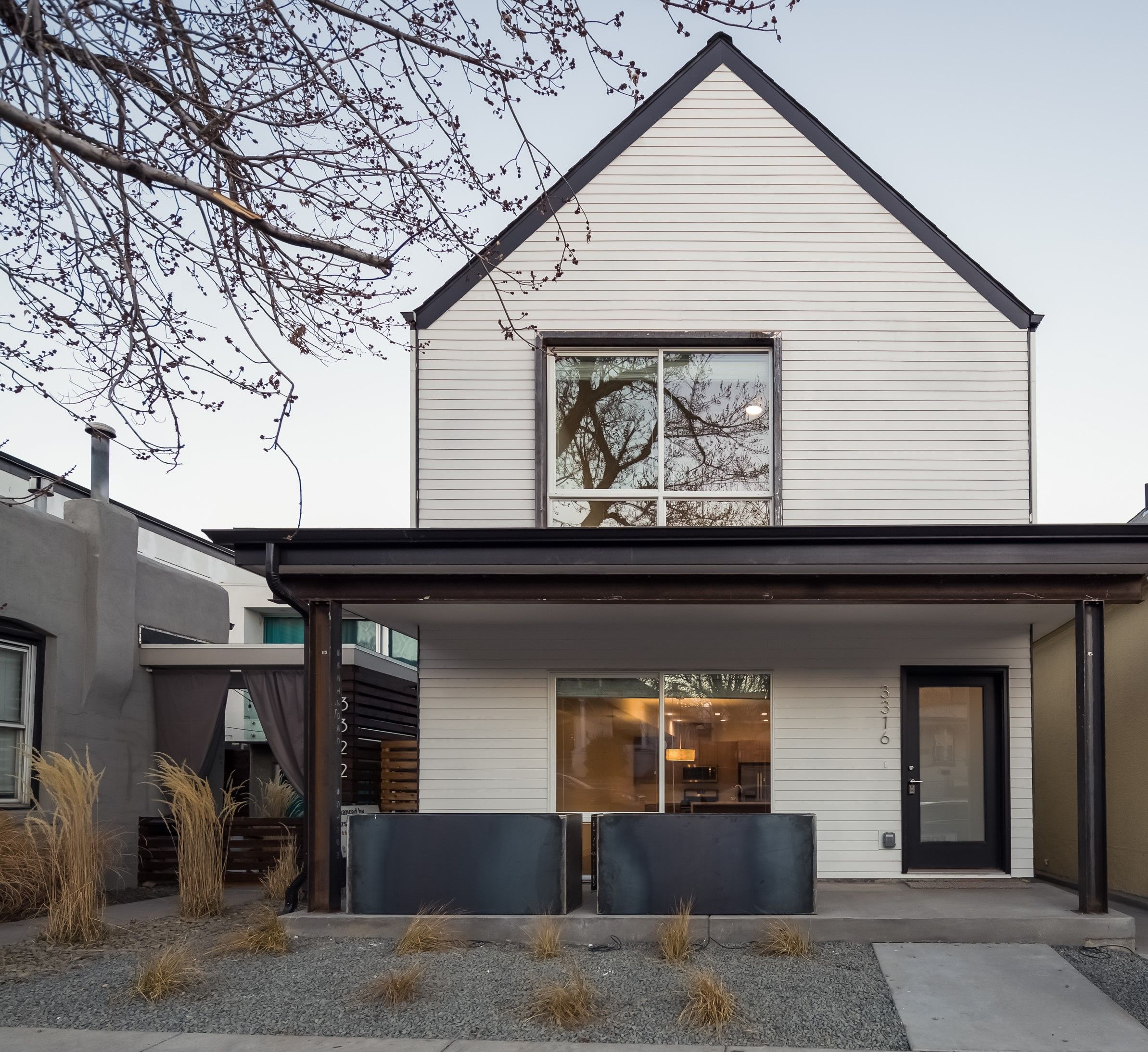casa en 3316-3318 Osage por Dirc Homes LLC
