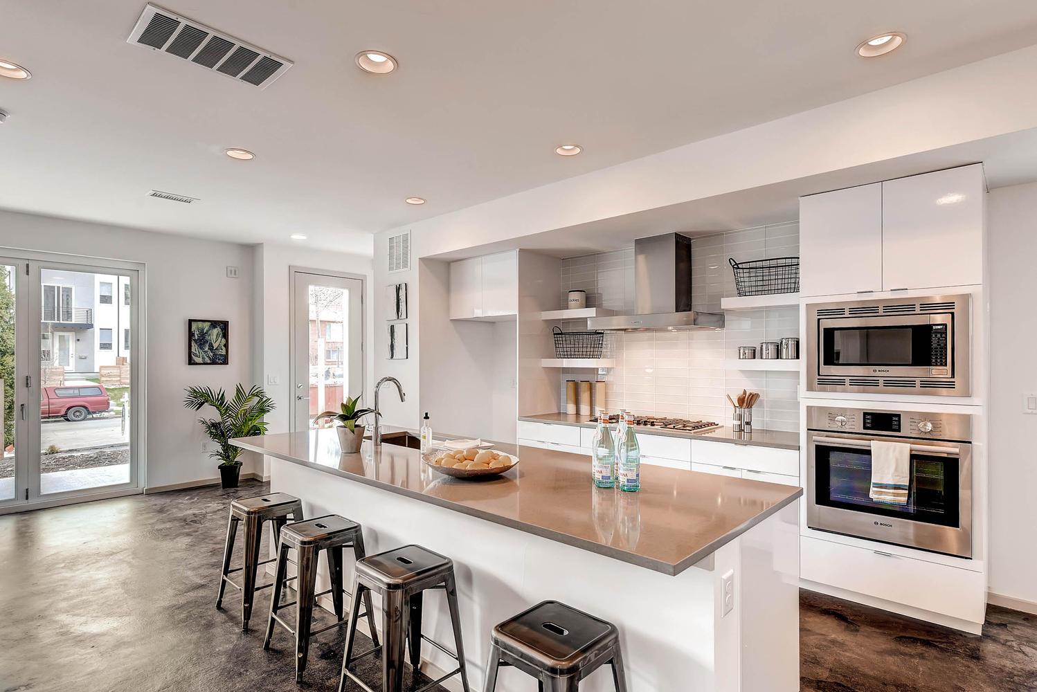 casa en 1820-1826 Hooker por Dirc Homes LLC